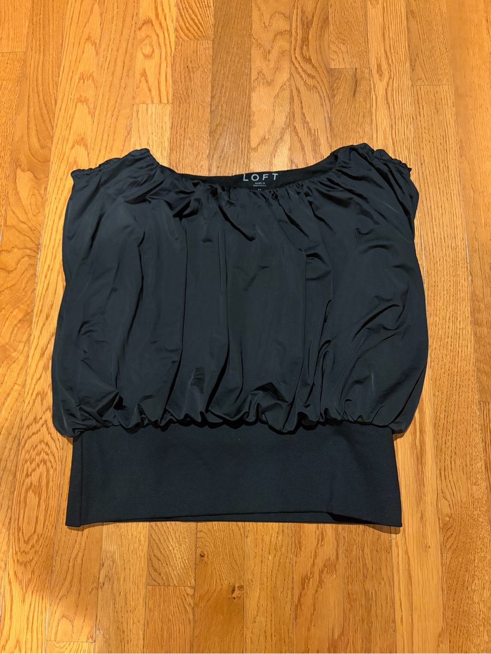 LOFT Black Off-Shoulder Bubble-Hem Blouse Medium worn once